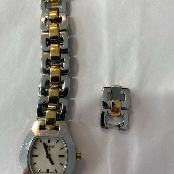 Tissot pre owned ladies watch . Model G334s Two Tone watch. Excellent condition. - Picture 10 of 16